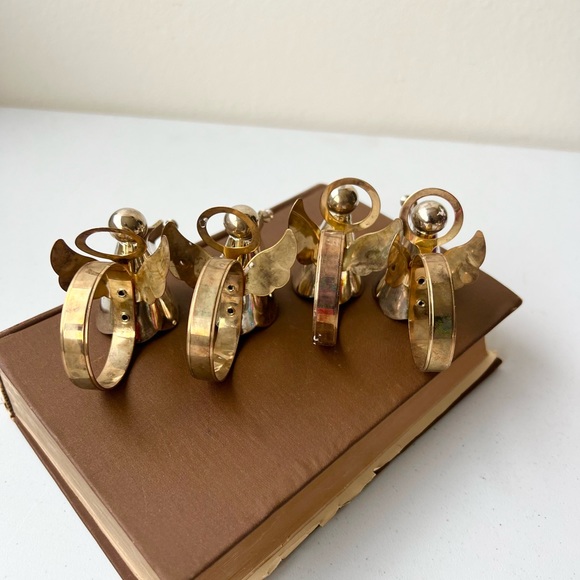 Brass Angel napkin holder - Picture 2 of 9